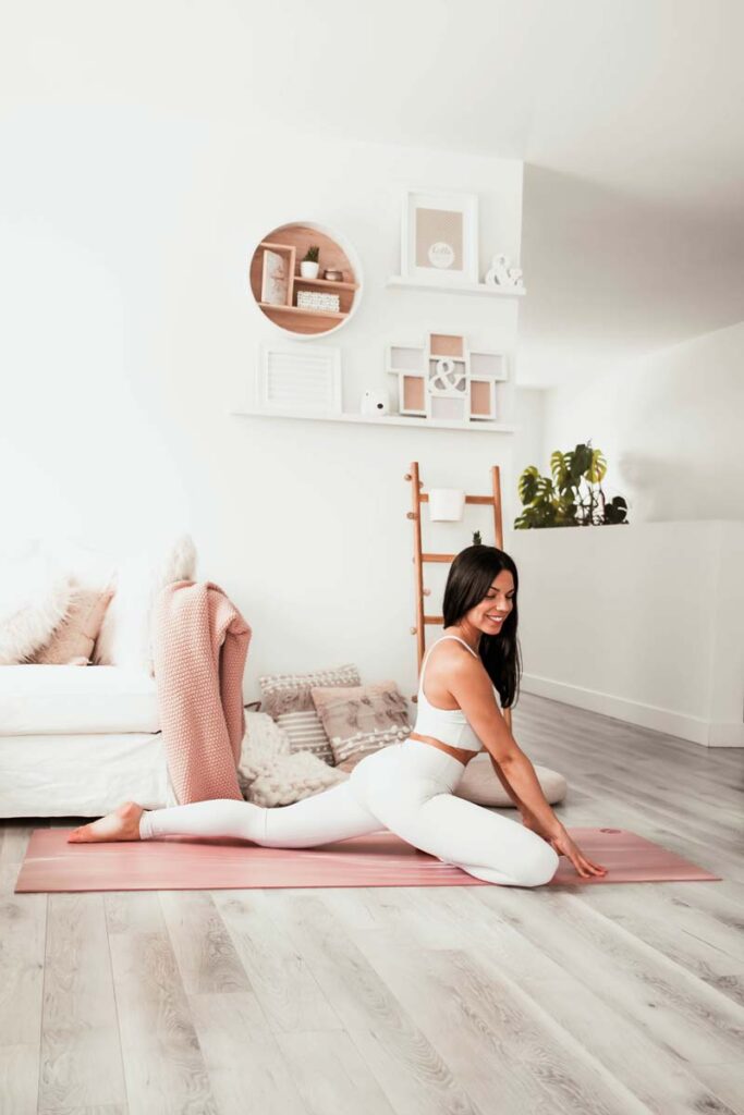 Routine de yoga pour corriger l’antéversion du bassin